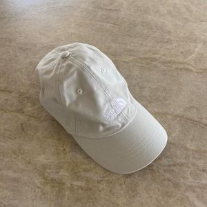 North Face norm hat